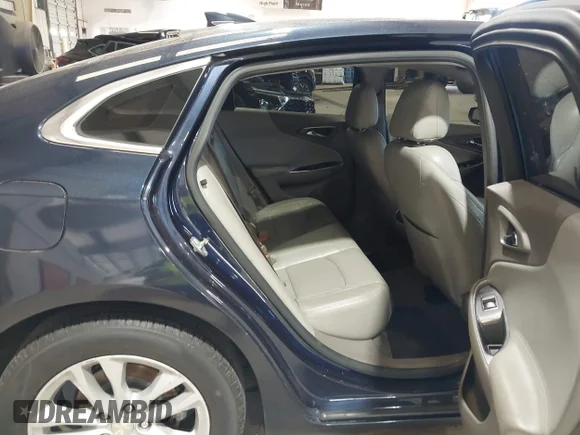✅ 2017 Chevrolet Malibu LT • VIN: 1G1ZE5ST9HF100953 • Lot: 44026550. Wystawiony na IAAI z przebiegiem 161 924 mil. Bezpłatny archiwum sprzedaży aukcyjnych z USA i szczegółowy raport historii pojazdu na DreamBid. Zdjęcie 8.