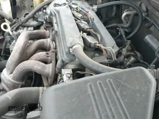 ✅ 2003 Toyota Camry SE • VIN: JTDBE32K830240623 • Lot: 43782430. Wystawiony na IAAI z przebiegiem 332 925 mil. Bezpłatny archiwum sprzedaży aukcyjnych z USA i szczegółowy raport historii pojazdu na DreamBid. Zdjęcie 12.