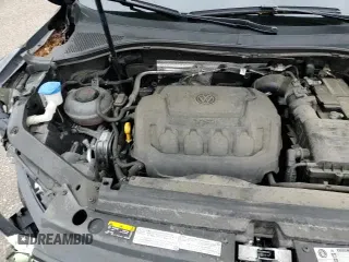 ✅ 2019 Volkswagen Tiguan S • VIN: 3VV0B7AXXKM049917 • Lot: 82537495. Wystawiony na Copart z przebiegiem 59 346 mil. Bezpłatny archiwum sprzedaży aukcyjnych z USA i szczegółowy raport historii pojazdu na DreamBid. Zdjęcie 16.