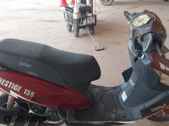✅ 2022 ZNEN PRESTIGE 150 • VIN: L5YTCKPU2N1154275 • Lot: 44524886. Wystawiony na IAAI z przebiegiem 1 405 mil. Bezpłatny archiwum sprzedaży aukcyjnych z USA i szczegółowy raport historii pojazdu na DreamBid. Zdjęcie 5.
