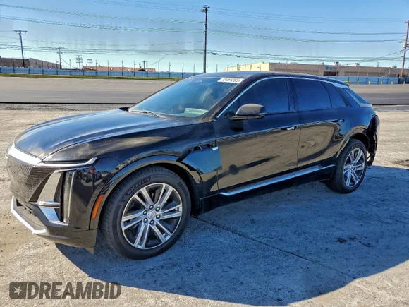 ✅ 2024 Cadillac LYRIQ Tech • VIN: 1GYKPMRK4RZ103084 • Lot: 72791285. Listed on Copart with 69,590 mi. Free auction sales archive from the USA and detailed vehicle history report at DreamBid. Image 1.