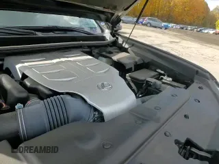 ✅ 2023 Lexus GX 460 Luxury • VIN: JTJGM7BX6P5368215 • Lot: 82660005. Wystawiony na Copart z przebiegiem 12 280 mil. Bezpłatny archiwum sprzedaży aukcyjnych z USA i szczegółowy raport historii pojazdu na DreamBid. Zdjęcie 16.