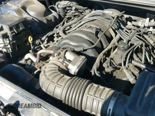 ✅ 2005 Chrysler 300 300C AWD • VIN: 2C3AK63H35H671950 • Лот: 43671496. Опубликован ранее на IAAI с пробегом 198 213 миль. Бесплатный доступ к архиву аукционных продаж из США и подробный отчёт об истории автомобиля на DreamBid. Изображение 19.