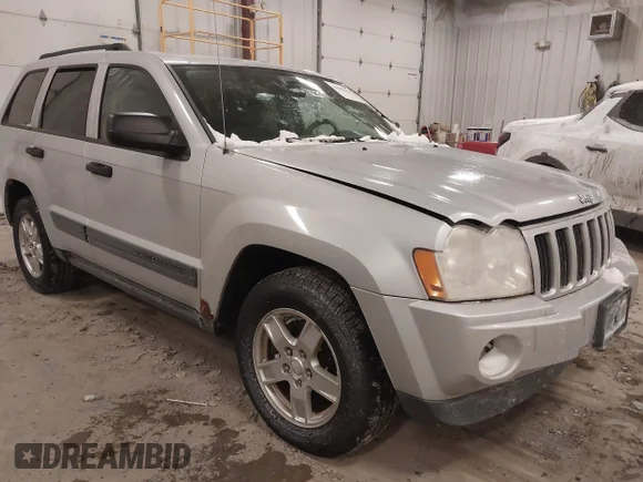 ✅ 2006 Jeep Grand Cherokee Laredo • VIN: 1J4HR48N36C250981 • Lot: 44601664. Listed on IAAI with 185,043 mi. Free auction sales archive from the USA and detailed vehicle history report at DreamBid. Image 1.