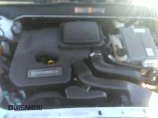 ✅ 2017 Ford Fusion Hybrid SE • VIN: 3FA6P0LU8HR301895 • Lot: 43503372. Wystawiony na IAAI z przebiegiem 142 541 mil. Bezpłatny archiwum sprzedaży aukcyjnych z USA i szczegółowy raport historii pojazdu na DreamBid. Zdjęcie 19.