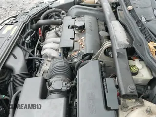 ✅ 2001 Volvo V70 • VIN: YV1SW61R412105454 • Lot: 43804899. Listed on IAAI with 109,432 mi. Free auction sales archive from the USA and detailed vehicle history report at DreamBid. Image 12.