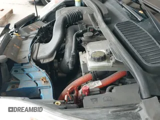 ✅ 2014 Ford C-Max SEL • VIN: 1FADP5CUXEL503538 • Lot: 41840724. Wystawiony na IAAI z przebiegiem 121 990 mil. Bezpłatny archiwum sprzedaży aukcyjnych z USA i szczegółowy raport historii pojazdu na DreamBid. Zdjęcie 19.