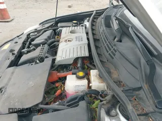 ✅ 2011 Lexus CT 200h • VIN: JTHKD5BH3B2038423 • Lot: 43249789. Wystawiony na IAAI z przebiegiem 165 618 mil. Bezpłatny archiwum sprzedaży aukcyjnych z USA i szczegółowy raport historii pojazdu na DreamBid. Zdjęcie 19.