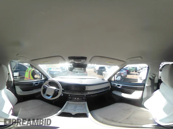 ✅ 2024 Hyundai Santa Fe SE • VIN: 5NMP1DGL5RH001290 • Lot: 43927890. Wystawiony na IAAI z przebiegiem 21 662 mil. Bezpłatny archiwum sprzedaży aukcyjnych z USA i szczegółowy raport historii pojazdu na DreamBid. Zdjęcie 18.