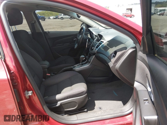 ✅ 2013 Chevrolet Cruze 1LT • VIN: 1G1PC5SB9D7126641 • Lot: 45136062. Wystawiony na IAAI z przebiegiem 167 032 mil. Bezpłatny archiwum sprzedaży aukcyjnych z USA i szczegółowy raport historii pojazdu na DreamBid. Zdjęcie 5.