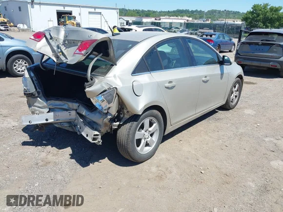 ✅ 2014 Chevrolet Cruze 1LT • VIN: 1G1PC5SB2E7402045 • Lot: 45285294. Listed on IAAI with 160,166 mi. Free auction sales archive from the USA and detailed vehicle history report at DreamBid. Image 4.