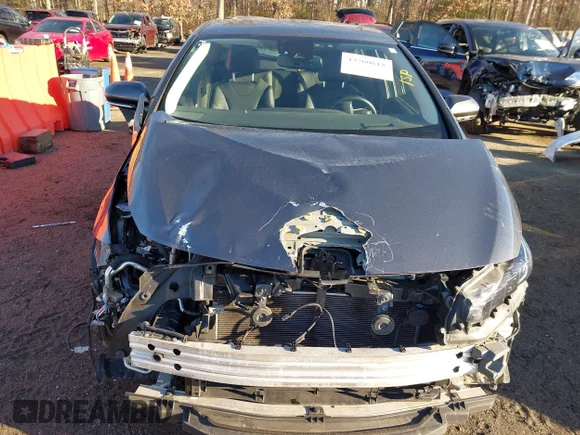 ✅ 2017 Toyota Prius Plus • VIN: JTDKARFP4H3064700 • Лот: 43760618. Опубліковано раніше на IAAI з пробігом 80 584 миль. Безкоштовний доступ до архіву аукціонних продажів зі США та докладний звіт про історію автомобіля на DreamBid. Зображення 6.