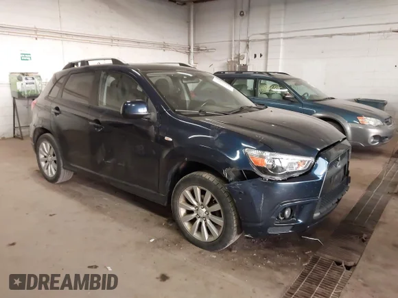 ✅ 2011 Mitsubishi Outlander SE • VIN: JA4AR4AU6BZ011239 • Лот: 44897794. Опубликован ранее на IAAI с пробегом 244 525 миль. Бесплатный доступ к архиву аукционных продаж из США и подробный отчёт об истории автомобиля на DreamBid. Изображение 1.