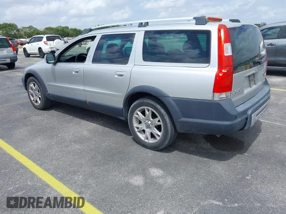 ✅ 2007 Volvo XC70 • VIN: YV4SZ592971258289 • Lot: 41895751. Wystawiony na IAAI z przebiegiem 156 477 mil. Bezpłatny archiwum sprzedaży aukcyjnych z USA i szczegółowy raport historii pojazdu na DreamBid. Zdjęcie 3.
