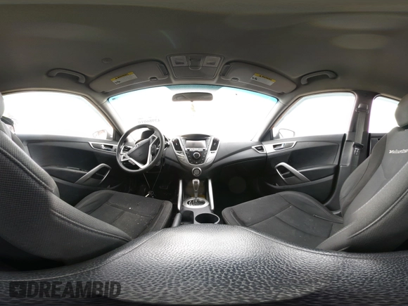 ✅ 2015 Hyundai Veloster RE:FLEX • VIN: KMHTC6AD1FU238641 • Lot: 43986010. Wystawiony na IAAI z przebiegiem 101 571 mil. Bezpłatny archiwum sprzedaży aukcyjnych z USA i szczegółowy raport historii pojazdu na DreamBid. Zdjęcie 18.