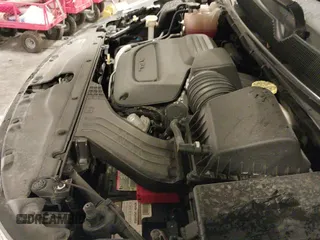 ✅ 2020 Chrysler Pacifica Touring L • VIN: 2C4RC1BG2LR112890 • Lot: 43509808. Wystawiony na IAAI z przebiegiem 96 903 mil. Bezpłatny archiwum sprzedaży aukcyjnych z USA i szczegółowy raport historii pojazdu na DreamBid. Zdjęcie 22.