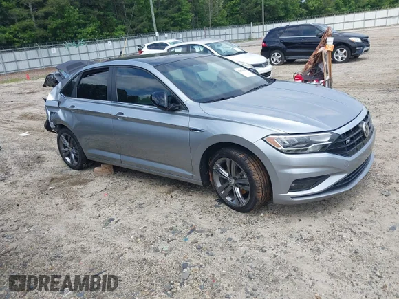✅ 2020 Volkswagen Jetta S • VIN: 3VWCB7BU4LM010870 • Lot: 45270415. Listed on IAAI with 112,810 mi. Free auction sales archive from the USA and detailed vehicle history report at DreamBid. Image 1.