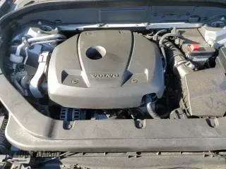 ✅ 2018 Volvo XC60 R-Design • VIN: LYVA22RM3JB105913 • Лот: 88744165. Опубликован ранее на Copart с пробегом 61 634 миль. Бесплатный доступ к архиву аукционных продаж из США и подробный отчёт об истории автомобиля на DreamBid. Изображение 14.