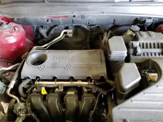 ✅ 2010 Hyundai Santa Fe GLS • VIN: 5NMSGDAB8AH407903 • Lot: 81923044. Listed on Copart with 69,613 mi. Free auction sales archive from the USA and detailed vehicle history report at DreamBid. Image 14.