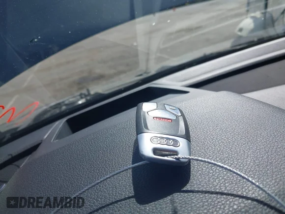 ✅ 2020 Audi SQ5 Prestige • VIN: WA1C4BFY9L2007767 • Lot: 44875500. Wystawiony na IAAI z przebiegiem 102 105 mil. Bezpłatny archiwum sprzedaży aukcyjnych z USA i szczegółowy raport historii pojazdu na DreamBid. Zdjęcie 11.