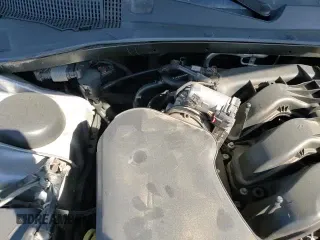 ✅ 2019 Dodge Charger SXT • VIN: 2C3CDXBG3KH549327 • Лот: 86870745. Опубликован ранее на Copart с пробегом 127 794 миль. Бесплатный доступ к архиву аукционных продаж из США и подробный отчёт об истории автомобиля на DreamBid. Изображение 13.