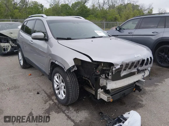 ✅ 2021 Jeep Cherokee Latitude • VIN: 1C4PJLCB6MD107627 • Lot: 44768401. Wystawiony na IAAI z przebiegiem 55 402 mil. Bezpłatny archiwum sprzedaży aukcyjnych z USA i szczegółowy raport historii pojazdu na DreamBid. Zdjęcie 1.