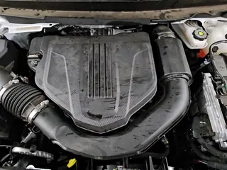 ✅ 2024 GMC Acadia AWD Elevation • VIN: 1GKENNKSXRJ196706 • Lot: 83620704. Wystawiony na Copart z przebiegiem 8 009 mil. Bezpłatny archiwum sprzedaży aukcyjnych z USA i szczegółowy raport historii pojazdu na DreamBid. Zdjęcie 15.