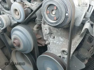 ✅ 2005 Chevrolet Silverado 1500 Work Truck • VIN: 1GCEC14X45Z145572 • Лот: 42811137. Опубликован ранее на IAAI с пробегом 283 450 миль. Бесплатный доступ к архиву аукционных продаж из США и подробный отчёт об истории автомобиля на DreamBid. Изображение 12.