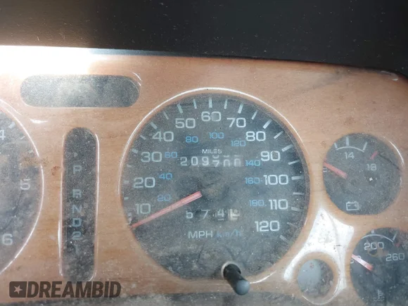 ✅ 1997 Dodge 1500 • VIN: 1B7HF16Z0VS121720 • Lot: 42787691. Wystawiony na IAAI z przebiegiem 209 700 mil. Bezpłatny archiwum sprzedaży aukcyjnych z USA i szczegółowy raport historii pojazdu na DreamBid. Zdjęcie 7.