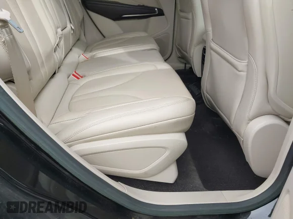 ✅ 2017 Lincoln MKC Reserve • VIN: 5LMCJ3C92HUL13831 • Lot: 44368405. Listed on IAAI with 132,365 mi. Free auction sales archive from the USA and detailed vehicle history report at DreamBid. Image 8.