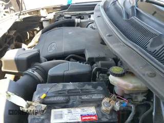 ✅ 2017 Ford Explorer XLT • VIN: 1FM5K7D8XHGB27636 • Lot: 42686139. Wystawiony na IAAI z przebiegiem 160 090 mil. Bezpłatny archiwum sprzedaży aukcyjnych z USA i szczegółowy raport historii pojazdu na DreamBid. Zdjęcie 18.