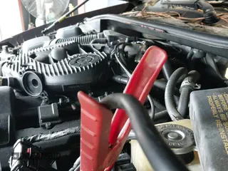 ✅ 2004 Chrysler Concorde LX • VIN: 2C3HD46R14H695552 • Лот: 41548294. Опубликован ранее на IAAI с пробегом 125 853 миль. Бесплатный доступ к архиву аукционных продаж из США и подробный отчёт об истории автомобиля на DreamBid. Изображение 13.