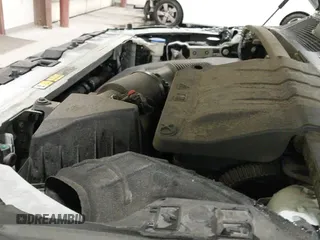 ✅ 2017 Land Rover Range Rover Evoque HSE Dynamic • VIN: SALVD2BG6HH170028 • Lot: 41279597. Listed on IAAI with 74,731 mi. Free auction sales archive from the USA and detailed vehicle history report at DreamBid. Image 18.