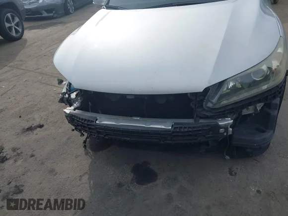 ✅ 2014 Honda Accord EX-L • VIN: 1HGCR3F84EA019882 • Lot: 44962885. Wystawiony na IAAI z przebiegiem 121 242 mil. Bezpłatny archiwum sprzedaży aukcyjnych z USA i szczegółowy raport historii pojazdu na DreamBid. Zdjęcie 6.