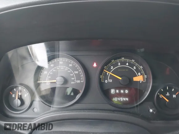 ✅ 2015 Jeep Patriot Latitude • VIN: 1C4NJRFB2FD217261 • Lot: 44074158. Listed on IAAI with 104,944 mi. Free auction sales archive from the USA and detailed vehicle history report at DreamBid. Image 7.