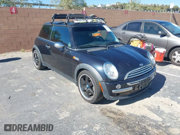 ✅ 2006 MINI Hardtop • VIN: WMWRC33526TJ78696 • Lot: 45555078. Listed on IAAI with 151,684 mi. Free auction sales archive from the USA and detailed vehicle history report at DreamBid. Image 1.