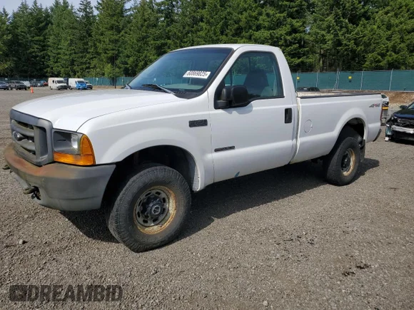 ✅ 1999 Ford F-250 XL • VIN: 1FTNF21F3XEC38845 • Lot: 60869825. Wystawiony na Copart z przebiegiem 327 518 mil. Bezpłatny archiwum sprzedaży aukcyjnych z USA i szczegółowy raport historii pojazdu na DreamBid. Zdjęcie 1.
