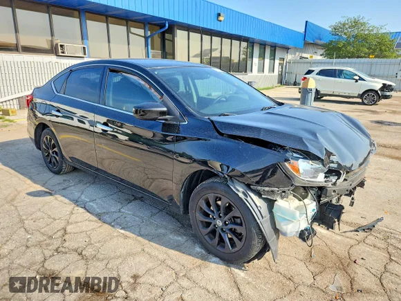 ✅ 2018 Nissan Sentra S • VIN: 3N1AB7AP1JY271534 • Lot: 59133586. Wystawiony na Copart z przebiegiem 115 234 mil. Bezpłatny archiwum sprzedaży aukcyjnych z USA i szczegółowy raport historii pojazdu na DreamBid. Zdjęcie 4.