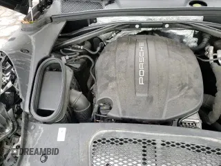 ✅ 2017 Porsche Macan • VIN: WP1AA2A57HLB08437 • Лот: 82585355. Опубликован ранее на Copart с пробегом 91 622 миль. Бесплатный доступ к архиву аукционных продаж из США и подробный отчёт об истории автомобиля на DreamBid. Изображение 16.