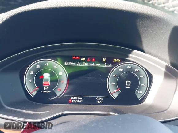 ✅ 2022 Audi Q5 S line Premium Plus • VIN: WA1EAAFY3N2098758 • Lot: 44071271. Wystawiony na IAAI z przebiegiem 55 818 mil. Bezpłatny archiwum sprzedaży aukcyjnych z USA i szczegółowy raport historii pojazdu na DreamBid. Zdjęcie 7.