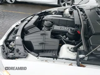 ✅ 2012 BMW 3 Series 328i xDrive • VIN: WBAUU3C50CA543357 • Lot: 38635586. Wystawiony na IAAI z przebiegiem 85 220 mil. Bezpłatny archiwum sprzedaży aukcyjnych z USA i szczegółowy raport historii pojazdu na DreamBid. Zdjęcie 19.