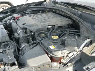 ✅ 2017 Jaguar F-Pace 35t Premium • VIN: SADCJ2BV9HA091679 • Lot: 43202229. Wystawiony na IAAI z przebiegiem 96 484 mil. Bezpłatny archiwum sprzedaży aukcyjnych z USA i szczegółowy raport historii pojazdu na DreamBid. Zdjęcie 19.