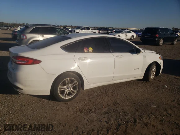 ✅ 2018 Ford Fusion SE • VIN: 3FA6P0LU5JR262611 • Lot: 69507512. Wystawiony na Copart z przebiegiem 98 252 mil. Bezpłatny archiwum sprzedaży aukcyjnych z USA i szczegółowy raport historii pojazdu na DreamBid. Zdjęcie 3.