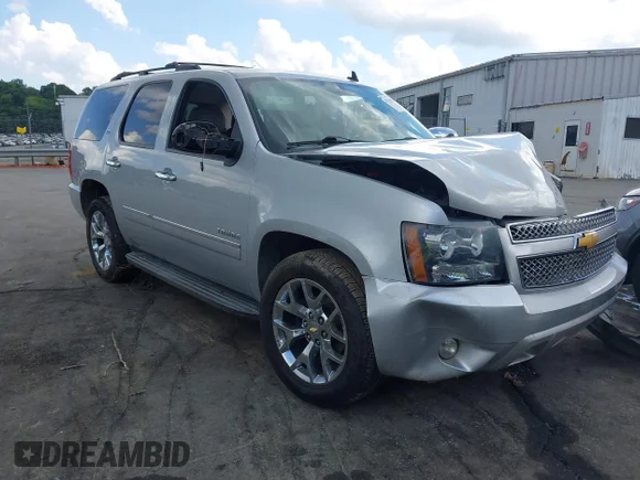 ✅ 2014 Chevrolet Tahoe LTZ • VIN: 1GNSCCE05ER124530 • Лот: 42702038. Опубликован ранее на IAAI с пробегом 167 569 миль. Бесплатный доступ к архиву аукционных продаж из США и подробный отчёт об истории автомобиля на DreamBid. Изображение 1.