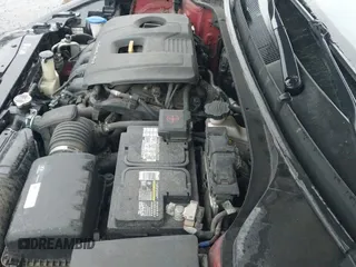 ✅ 2018 Hyundai Elantra Value Edition • VIN: 5NPD84LF0JH228649 • Lot: 43530588. Listed on IAAI with 131,575 mi. Free auction sales archive from the USA and detailed vehicle history report at DreamBid. Image 20.