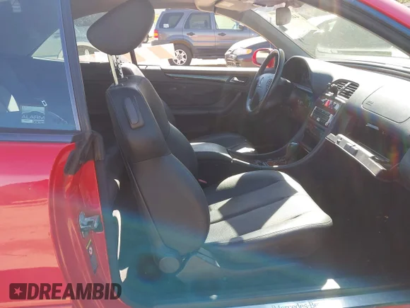 ✅ 2000 Mercedes-Benz CLK 320/430 • VIN: WDBLK65G3YT039819 • Лот: 44683521. Опубліковано раніше на IAAI з пробігом 72 560 миль. Безкоштовний доступ до архіву аукціонних продажів зі США та докладний звіт про історію автомобіля на DreamBid. Зображення 5.
