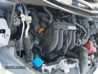 ✅ 2016 Honda Fit EX-L • VIN: 3HGGK5H90GM704300 • Lot: 42462463. Wystawiony na IAAI z przebiegiem 124 474 mil. Bezpłatny archiwum sprzedaży aukcyjnych z USA i szczegółowy raport historii pojazdu na DreamBid. Zdjęcie 18.