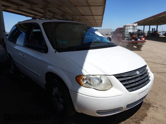 ✅ 2006 Chrysler Town & Country Touring • VIN: 2A4GP54L46R723001 • Lot: 45179039. Listed on IAAI with 229,326 mi. Free auction sales archive from the USA and detailed vehicle history report at DreamBid. Image 1.