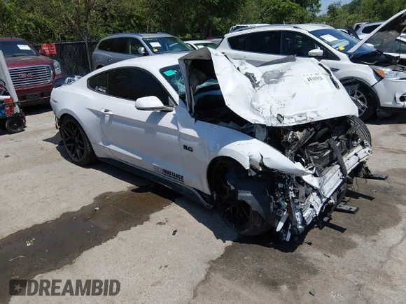 ✅ 2015 Ford Mustang GT Premium • VIN: 1FA6P8CF3F5399959 • Lot: 45103920. Wystawiony na IAAI z przebiegiem 171 500 mil. Bezpłatny archiwum sprzedaży aukcyjnych z USA i szczegółowy raport historii pojazdu na DreamBid. Zdjęcie 1.