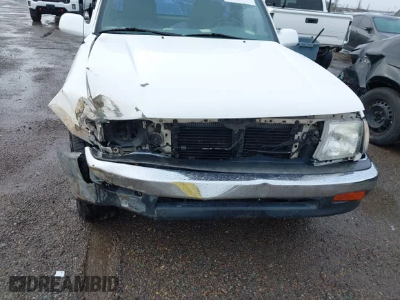 ✅ 2000 Toyota Tacoma • VIN: 4TANL42N9YZ623682 • Lot: 44422364. Wystawiony na IAAI z przebiegiem 259 979 mil. Bezpłatny archiwum sprzedaży aukcyjnych z USA i szczegółowy raport historii pojazdu na DreamBid. Zdjęcie 6.